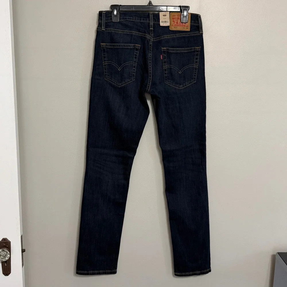 Levis item new